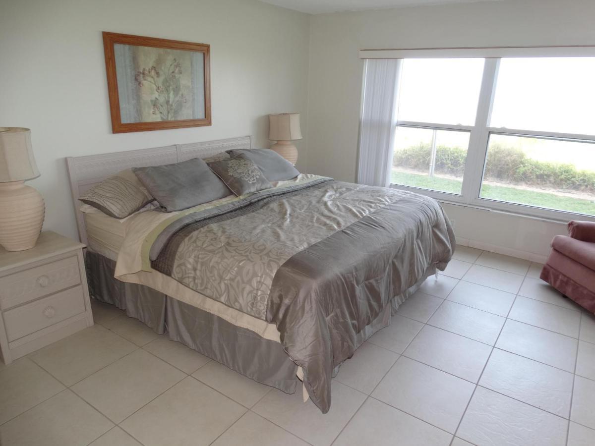 Spanish Main Unit 4- Direct Oceanfront Condo! Cocoa Beach Eksteriør billede