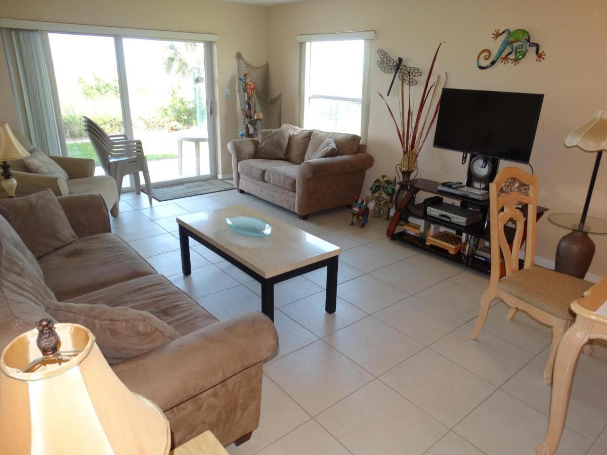 Spanish Main Unit 4- Direct Oceanfront Condo! Cocoa Beach Eksteriør billede