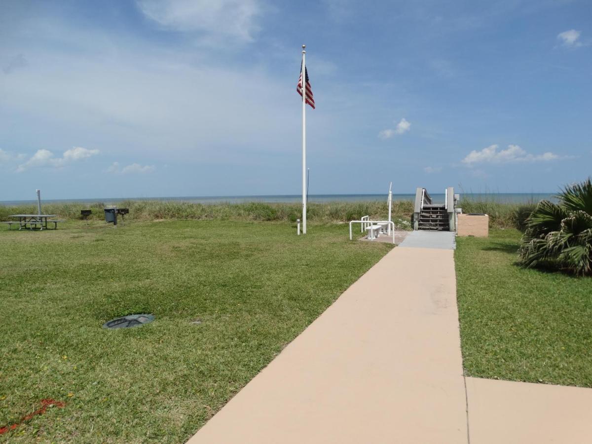 Spanish Main Unit 4- Direct Oceanfront Condo! Cocoa Beach Eksteriør billede