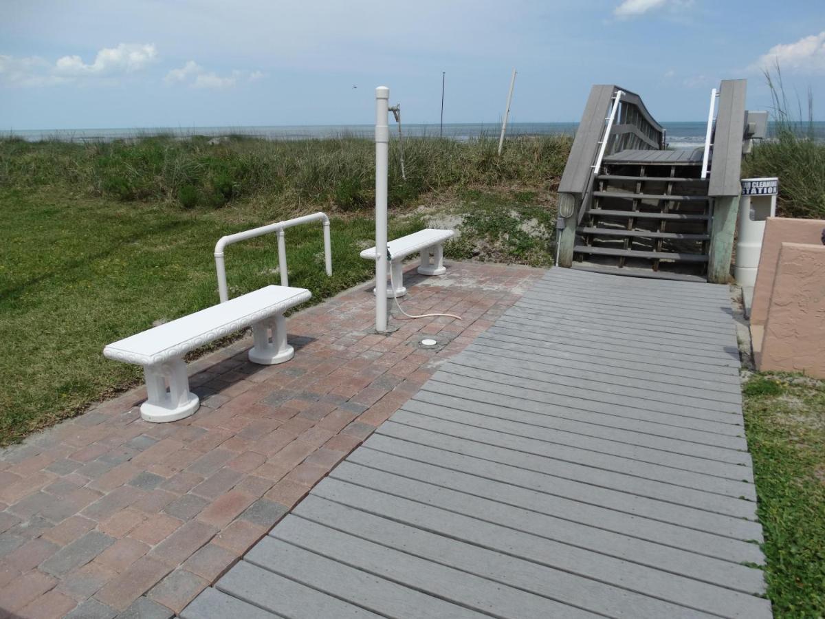 Spanish Main Unit 4- Direct Oceanfront Condo! Cocoa Beach Eksteriør billede